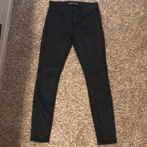 Express woman’s pants
